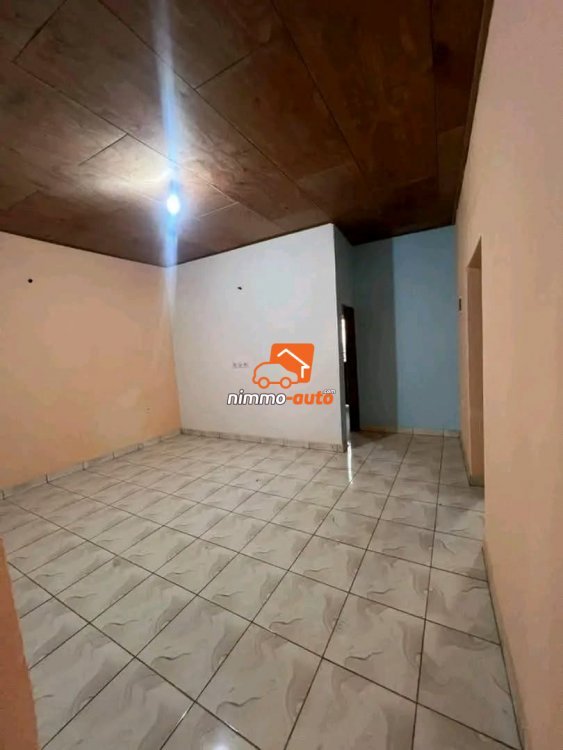 Appartement à louer à Mendong