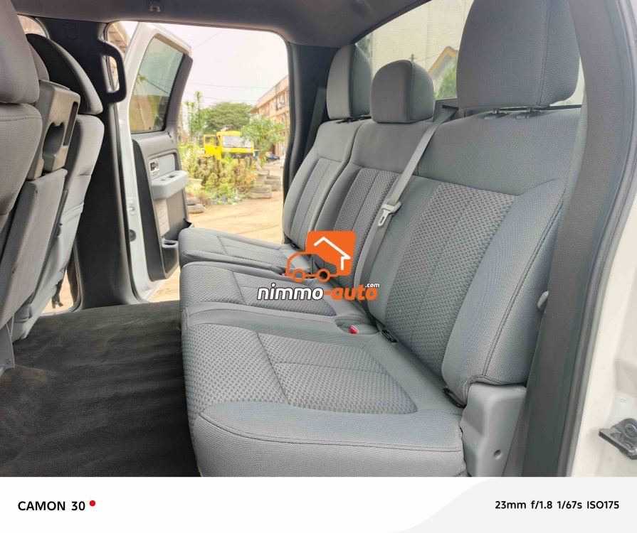 Pickup Ford F-150 4X4WD version 2012