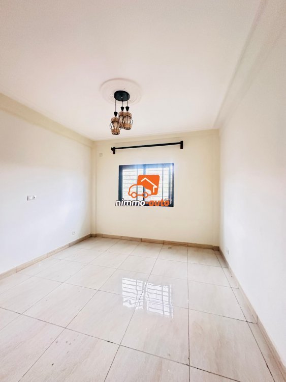 STUDIO HAUT STANDING  A LOUER NSYMEYONG