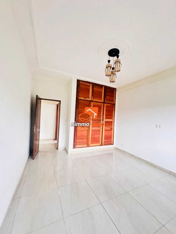 STUDIO HAUT STANDING  A LOUER NSYMEYONG