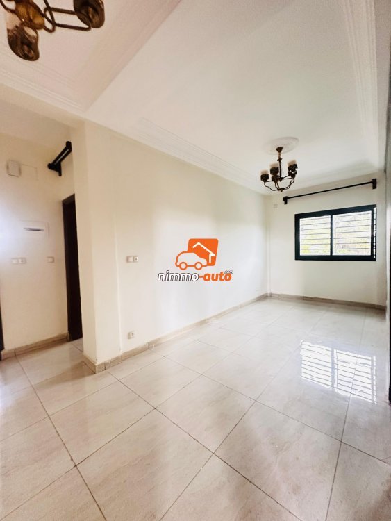 STUDIO HAUT STANDING  A LOUER NSYMEYONG