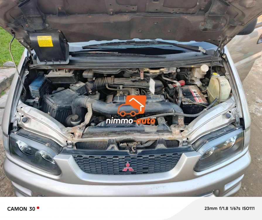 Mitsubishi Space Gear GLX