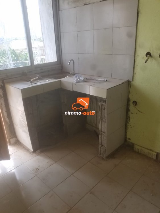 Appartement à louer à Odza