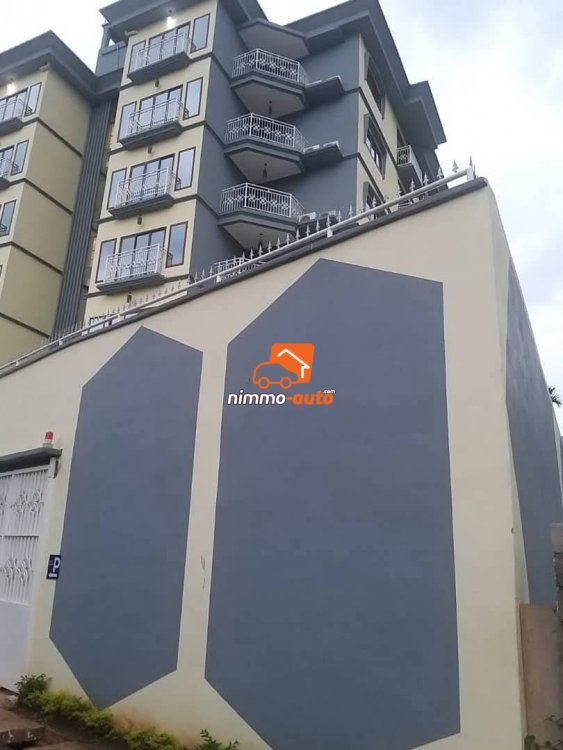 immeuble neuf à vendre à bastos