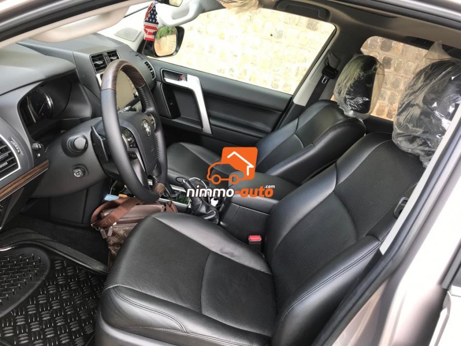 Toyota Prado 2022 en excellent état à Louer à Yaoundé et en dehors