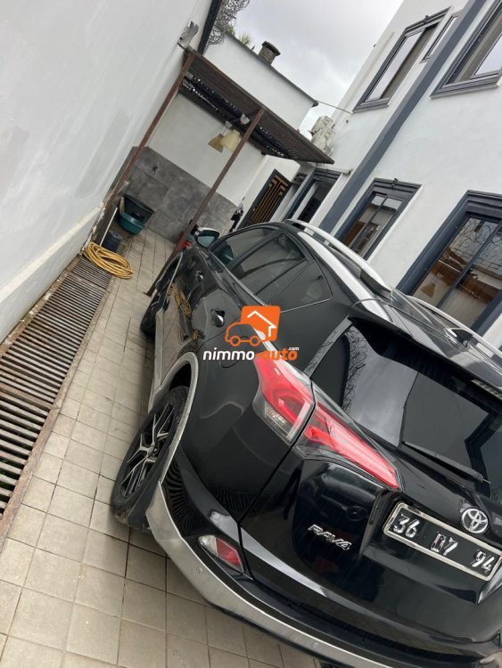 toyota RAV4 2018 a louer