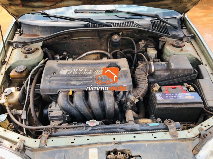 TOYOTA AVENSIS VVTI 2002 à vendre à Yaoundé