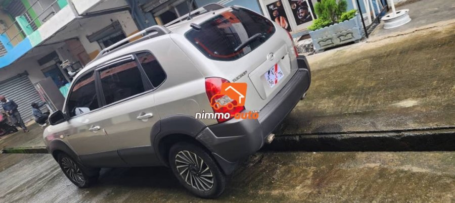 Hyundai Tucson SUV version 2007-Propre