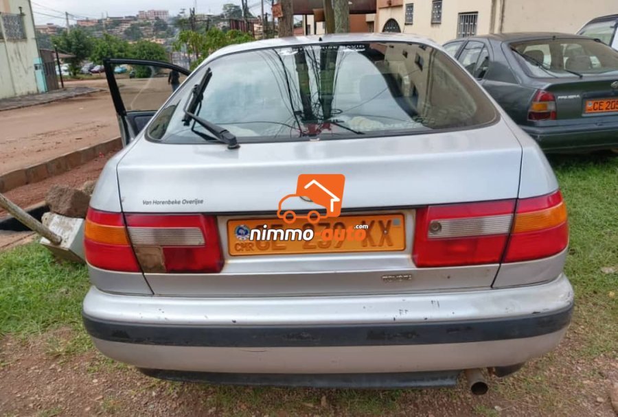 toyota carina E
