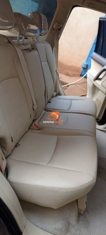 Louez cette Toyota Prado au confort Absolu en Ville et Hors Ville