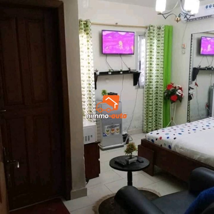 chambre meublée à biyemassi