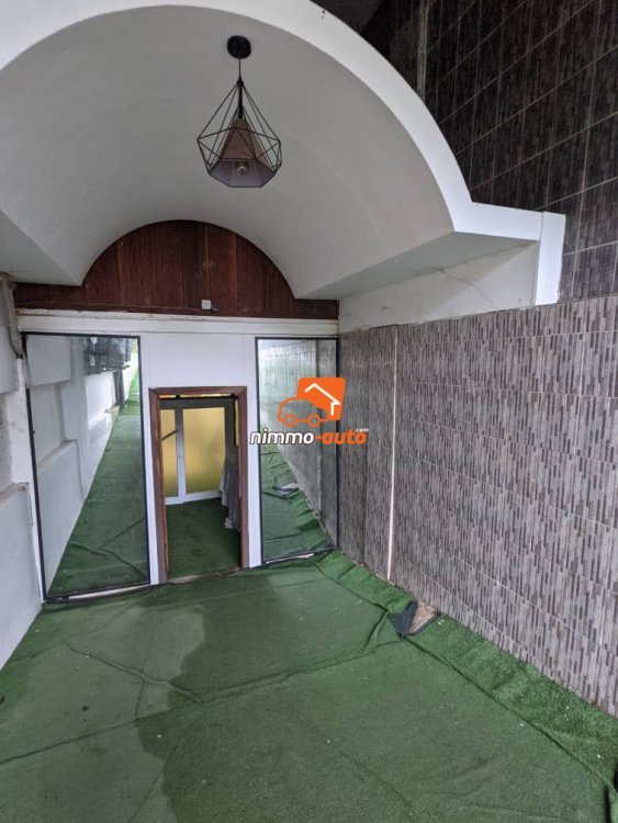 vaste salle de fête à louer à kotto