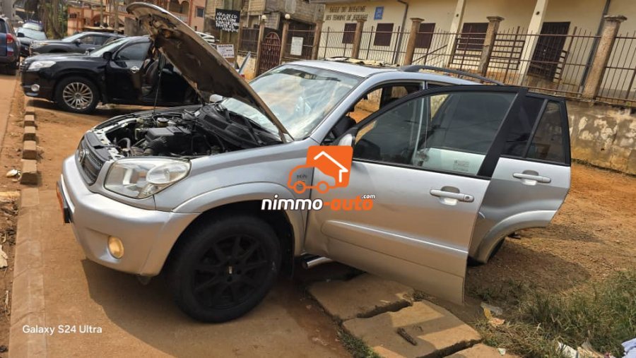 TOYOTA RAV 4 à vendre