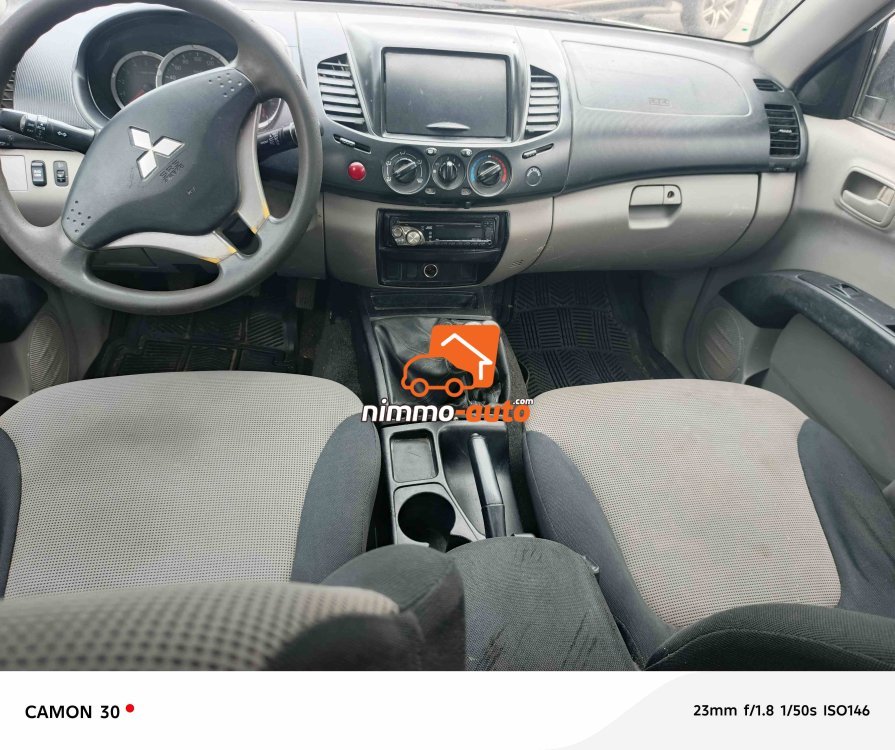 9,800,000FCFA-PICKUP MITSUBISHI L200D 4X4WD VERSION 2011-OCCASION BELGIQUE-FULL OPTION