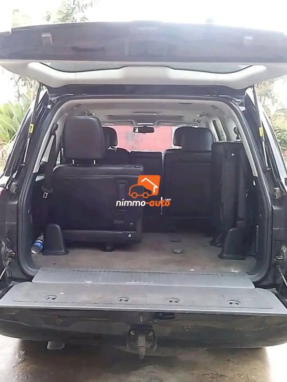 Toyota land cruiser 2012 a louer