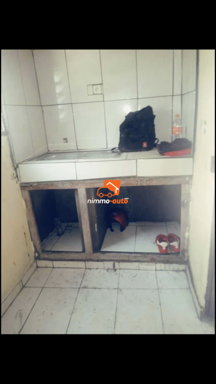 Appartement à louer à Pk8
