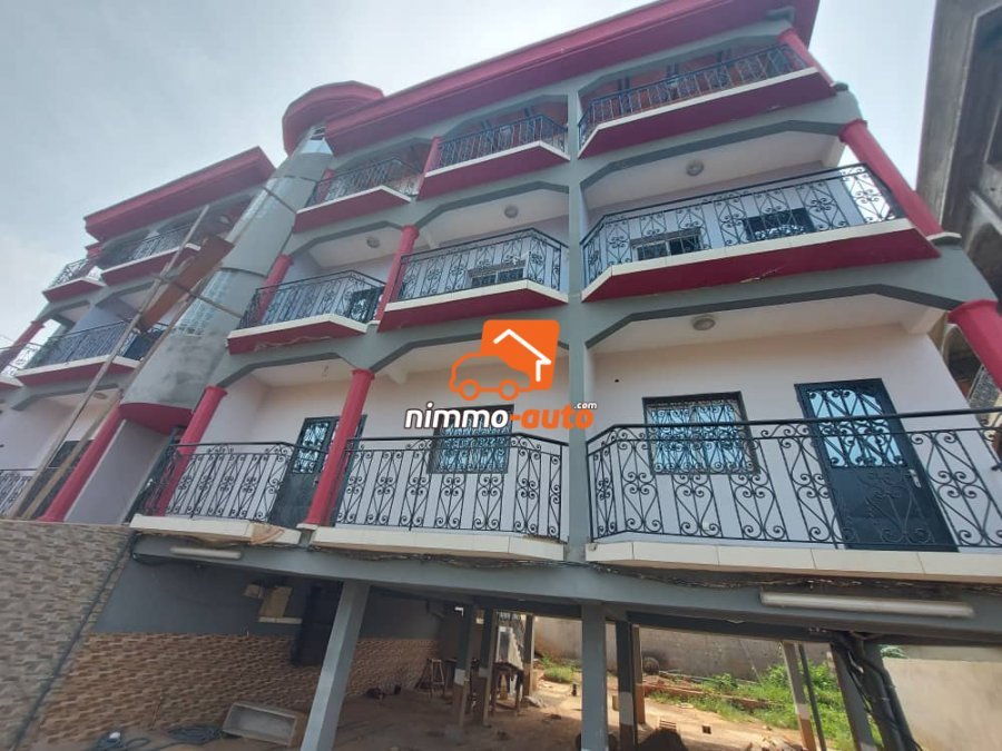 Appartement Chic, Propre, nouvellement construit à louer à Nkolfoulou