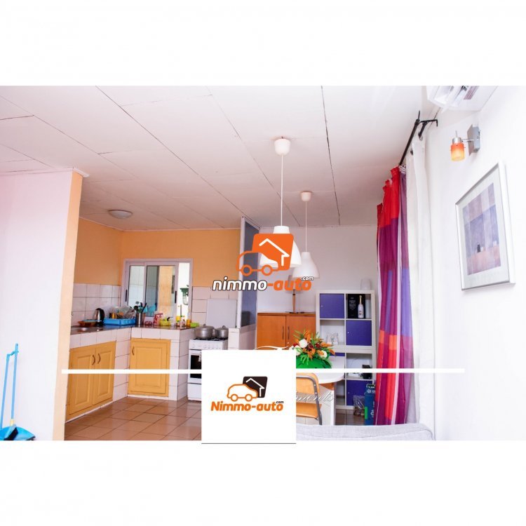 Studio meublé haut standing à louer à Biyem-assi jouvence