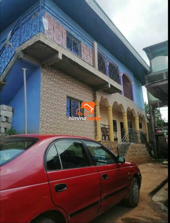 Studio moderne Etoug Ebe