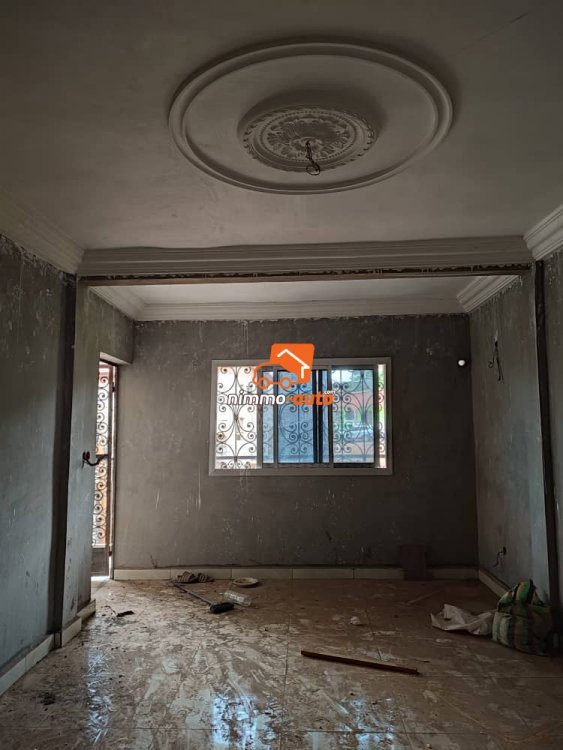 Studio moderne nouvellement construit au rond point damas