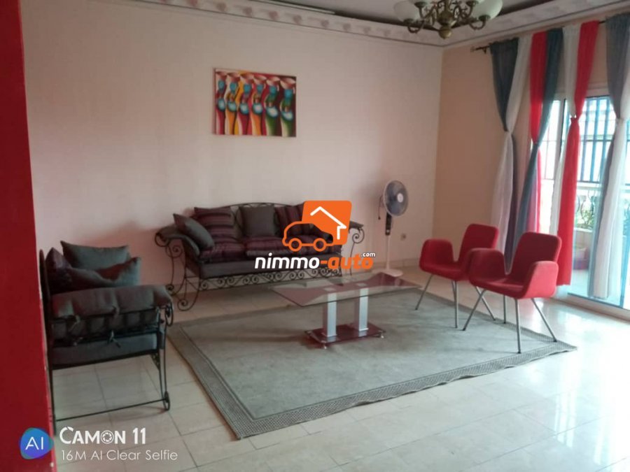 Appartement meublé à louer à Douala (Bonamoussadi)