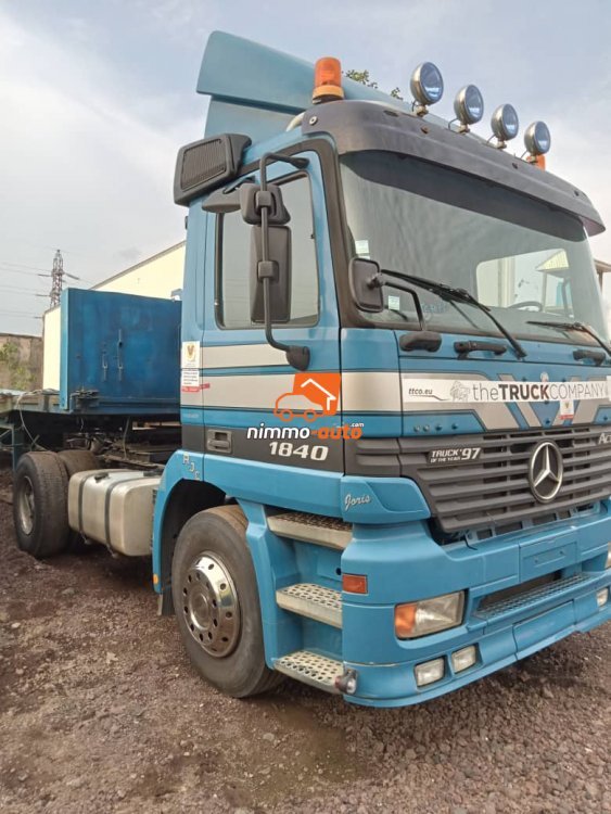 Tracteur routier occasion europe 1840
