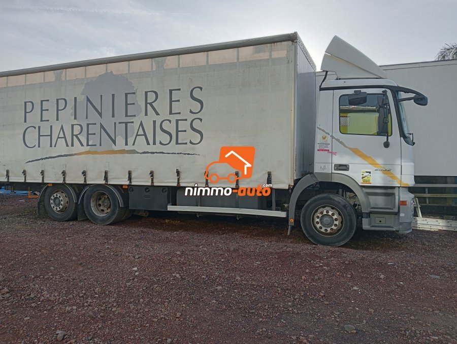 Camion Mercedes Benz Actros à vendre