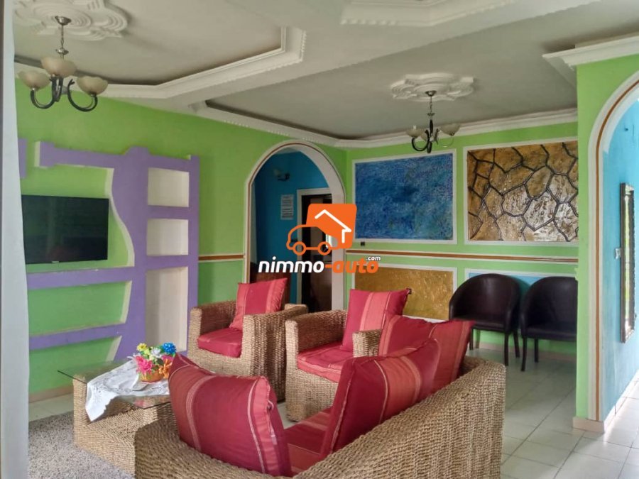 Joli appartement meublé à louer à Kribi Ngoye