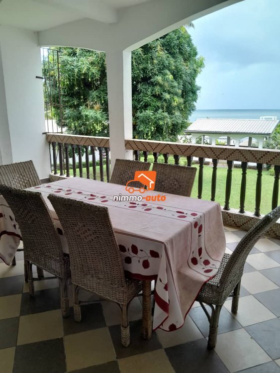 Appartement meublé au bord de la plage à louer à Kribi Mahalet