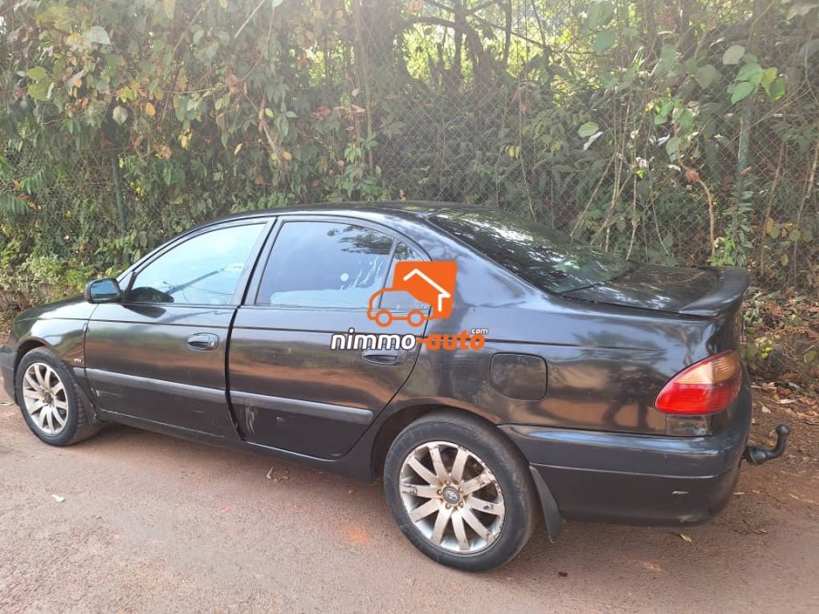 Toyota Avensis berlines à louer
