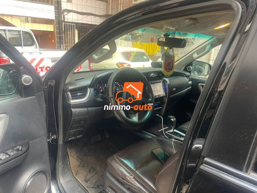 TOYOTA FORTUNER