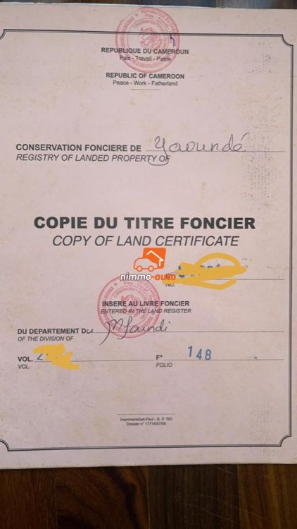 Terrain titré à vendre à omnisports