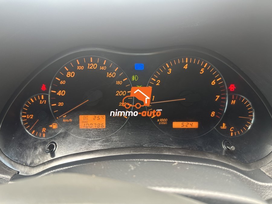 TOYOTA AVENSIS 2004 Manuel