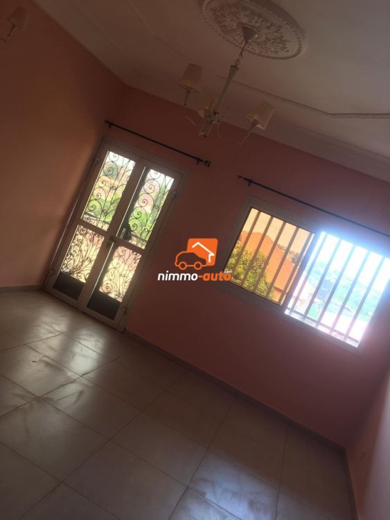 Appartement spacieux et moderne à louer à Odza Messamendongo