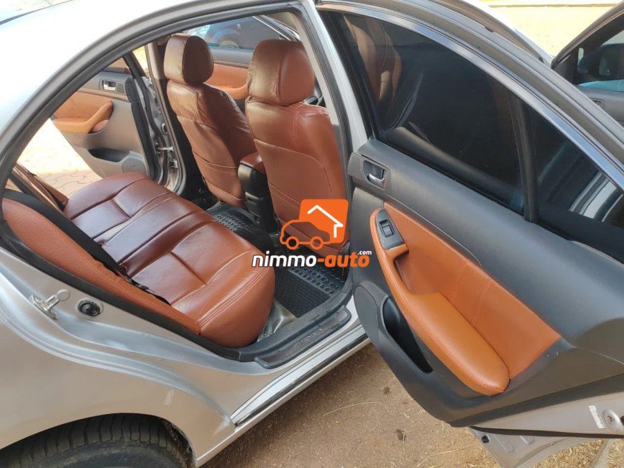 Avensis berline à vendre