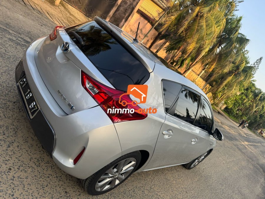 Magnifique Toyota Hybride 2019 à louer pour vos déplacements