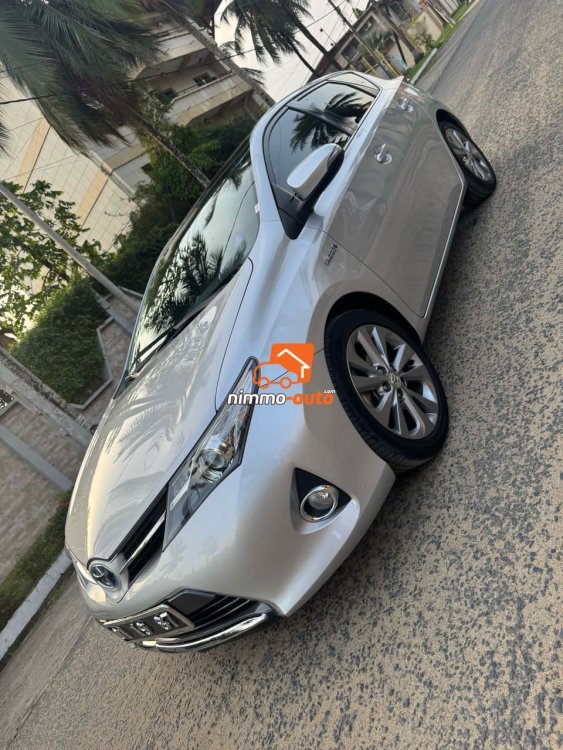 Magnifique Toyota Hybride 2019 à louer pour vos déplacements