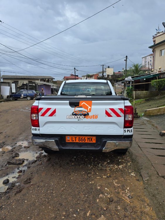 Pick up Ford Fusion à louer pour tous vos déplacements