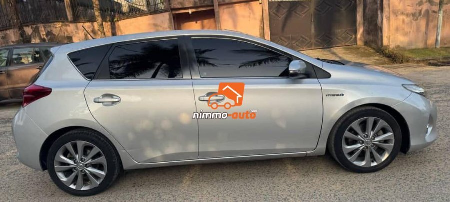 Magnifique Toyota Hybride 2019 à louer pour vos déplacements