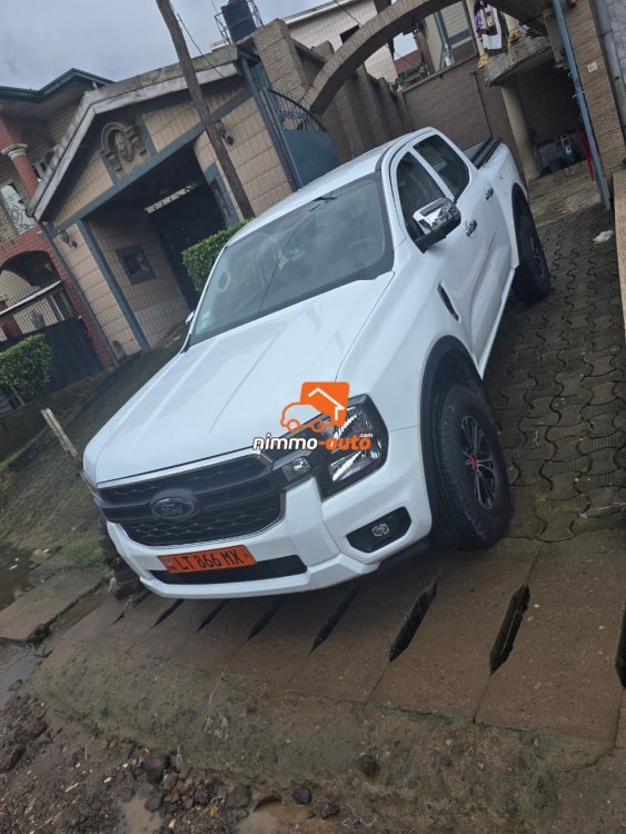 Pick up Ford Fusion à louer pour tous vos déplacements