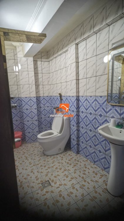 Vaste appartement meublé à louer