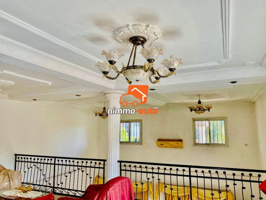 Duplex à vendre au quartier OMNISPORT