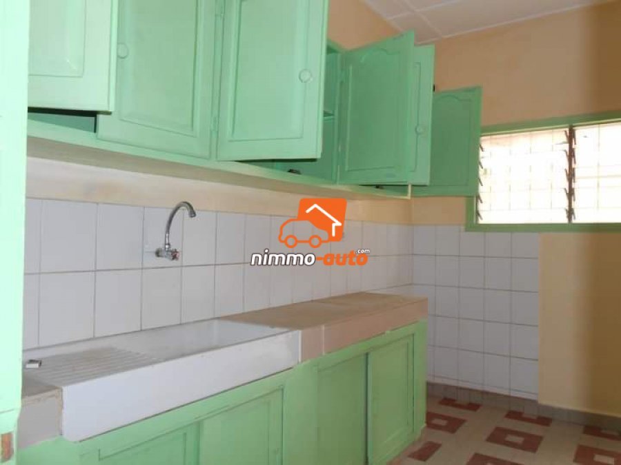 Jolie Villa à louer au Quartier Fouda