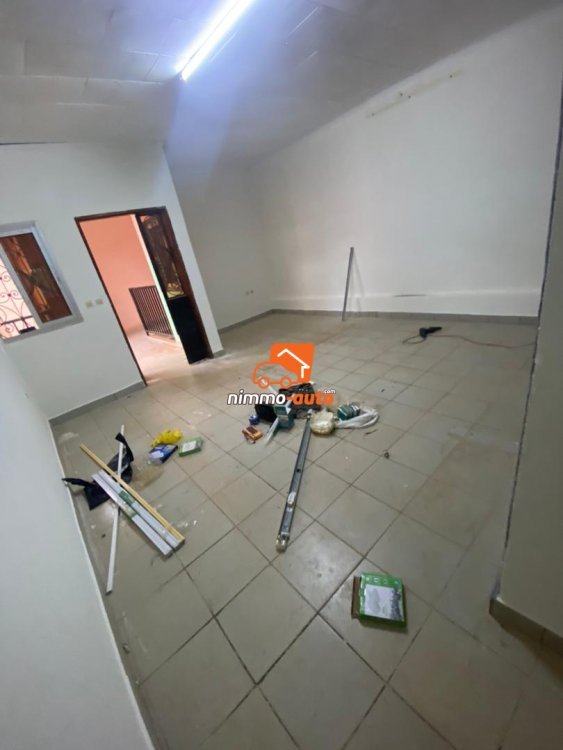 Appartement à louer à Mendong