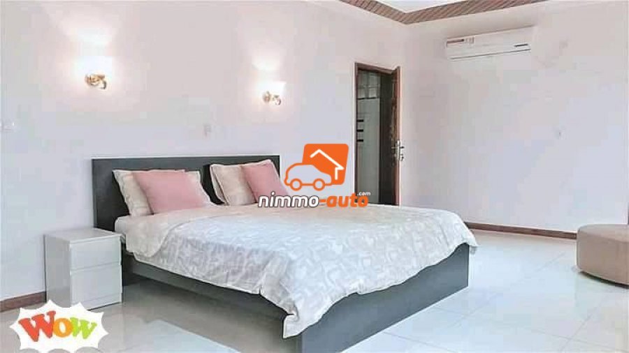 Duplex à vendre à NKOLDA