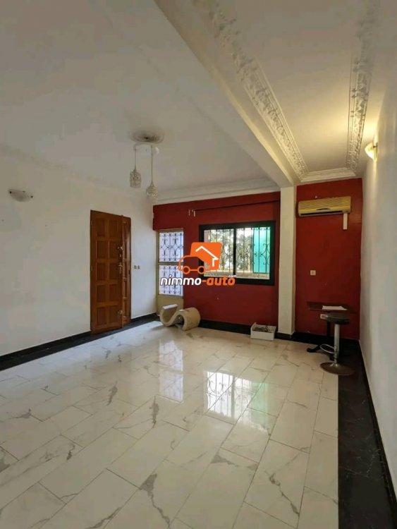 Incroyable appartement moderne staffé à Ngousso
