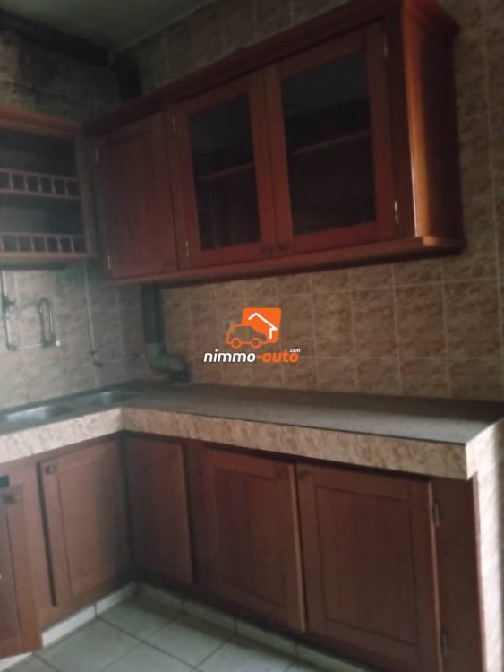 Plusieurs appartements haut standing à Nsimeyong terre rouge