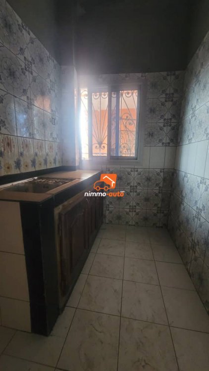 Appartement moderne nouvellement construit à louer à Nsimeyong chapelle