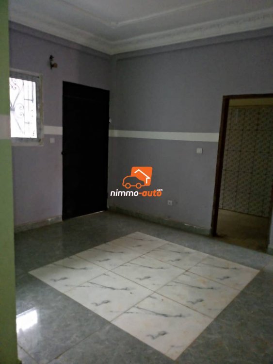 Plusieurs appartements modernes nouvellment construits à Olembé