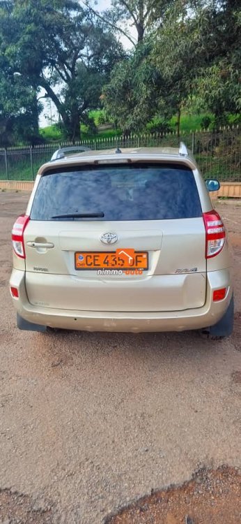 Toyota Rav 4 à louer avec ou sans chauffeur